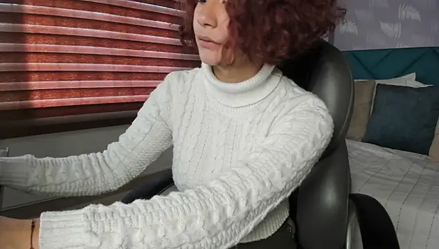 Snapshot of Moony_14 chatting on 10, 1, 2025 Moony 14 online show from 10, 1, 2025