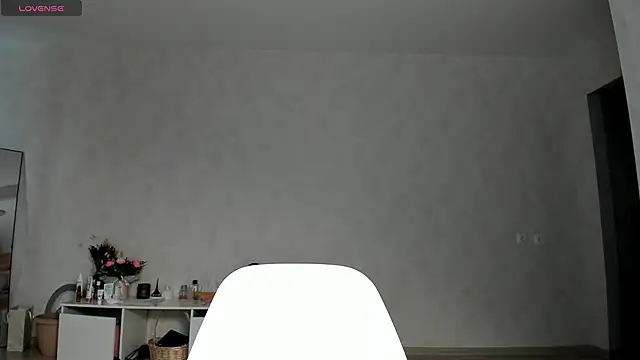 Snapshot of Linaa_Land chatting on 5, 5, 2026 Linaa Land online show from 5, 5, 2026