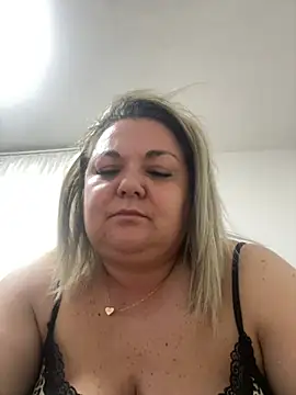 MikyVesela online show from 26, 4, 2026