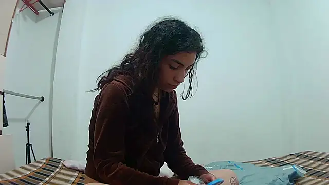 Snapshot of stephybrowm7 chatting on 15, 3, 2025 stephybrowm7 online show from 15, 3, 2025