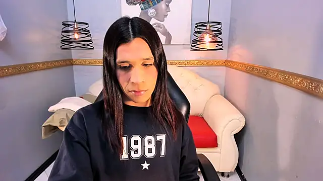 Snapshot of SaraSofia44 chatting on 5, 12, 2025 SaraSofia44 online show from 5, 12, 2025