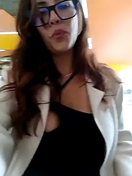 Lena-32 online show from 17, 3, 2025