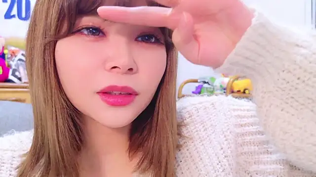 Megu Melon online show from 18, 12, 2024