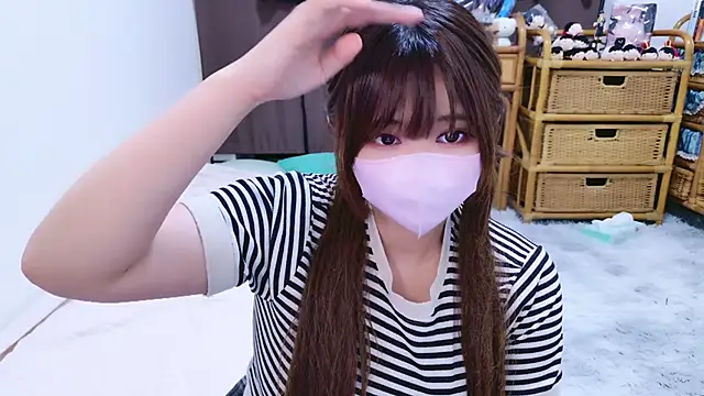 Megu Melon online show from 5, 10, 2025