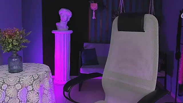 sugar vivien online show from 11, 1, 2025