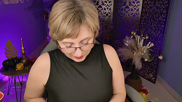 sugar vivien online show from 12, 1, 2025