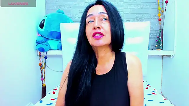 Snapshot of HorniestMilf chatting on 12, 3, 2025 HorniestMilf online show from 12, 3, 2025