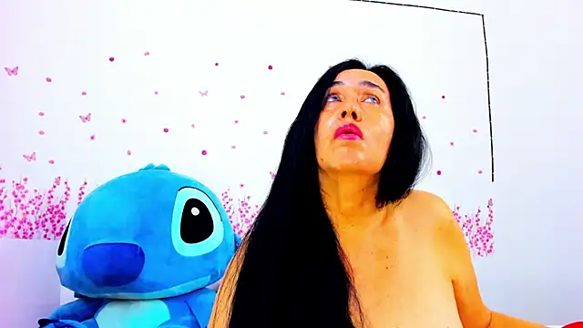 Snapshot of HorniestMilf chatting on 4, 7, 2026 HorniestMilf online show from 4, 7, 2026