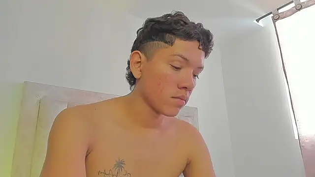 JulianRose 1 online show from 2, 3, 2025