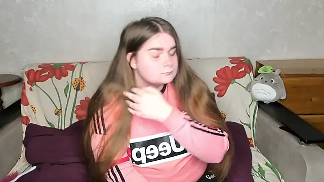 Snapshot of Aushpana chatting on 12, 2, 2025 Aushpana online show from 12, 2, 2025