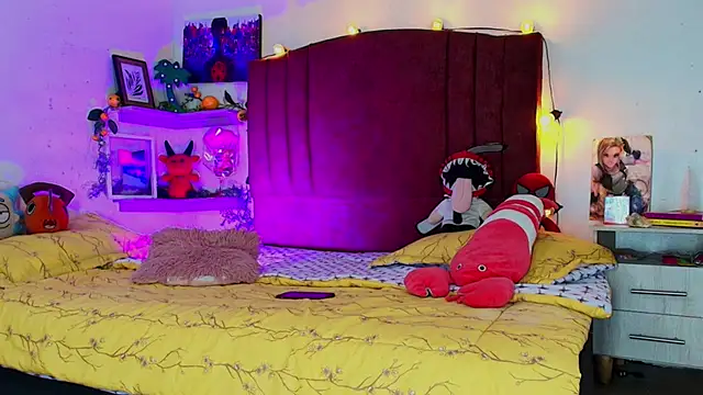 alisson zafiro  online show from 28, 11, 2025