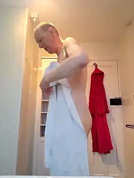 Snapshot of fastfun2012 chatting on 25, 12, 2024 fastfun2012 online show from 25, 12, 2024