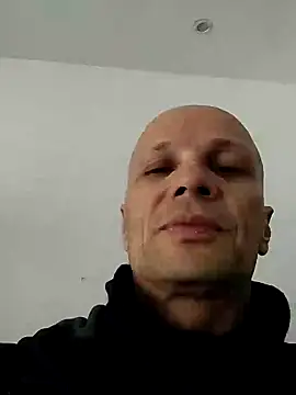 Snapshot of wedge75 chatting on 2, 12, 2024 wedge75 online show from 2, 12, 2024