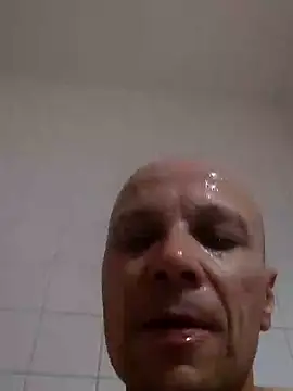 Snapshot of wedge75 chatting on 10, 12, 2024 wedge75 online show from 10, 12, 2024