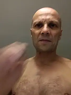 Snapshot of wedge75 chatting on 22, 9, 2025 wedge75 online show from 22, 9, 2025