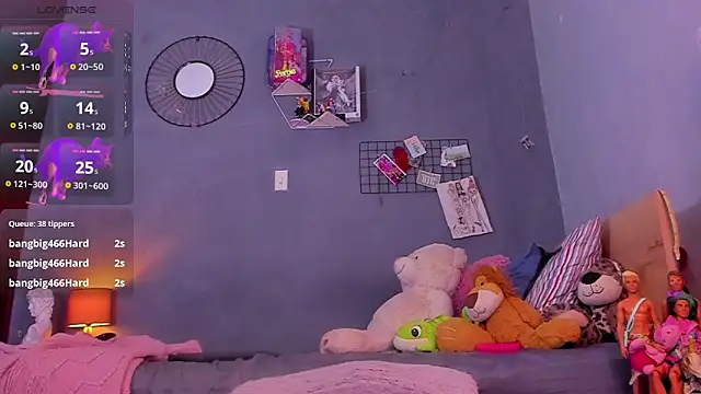 tiffbeatiful online show from 25, 1, 2025