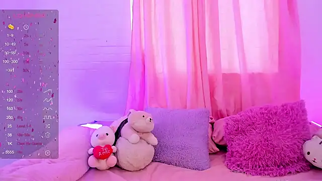 Snapshot of pink_quarz chatting on 17, 1, 2025 pink quarz online show from 17, 1, 2025