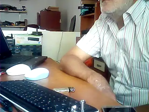 Snapshot of zormen355 chatting on 3, 7, 2026 zormen355 online show from 3, 7, 2026