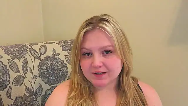 PhatAssBlond online show from 8, 4, 2026