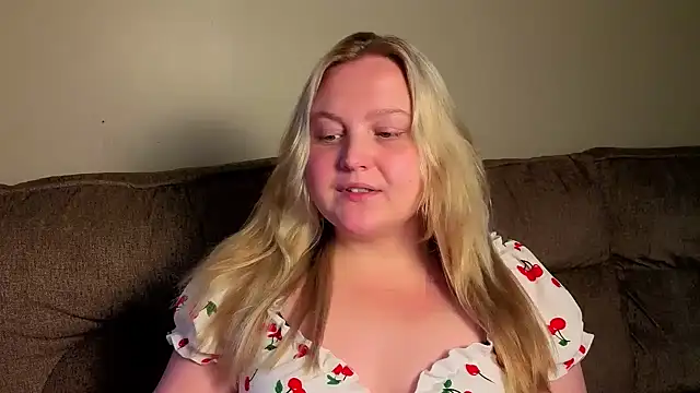 PhatAssBlond online show from 21, 7, 2026