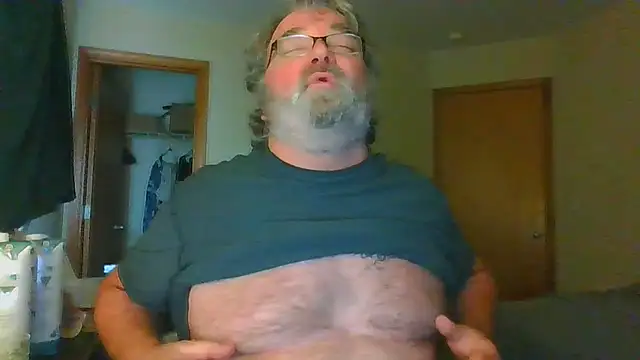 Snapshot of Doherty10 chatting on 14, 5, 2026 Doherty10 online show from 14, 5, 2026