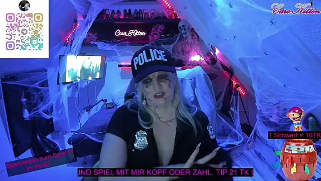 caro kitten online show from 31, 10, 2025