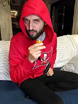 Jade Emeraud online show from 6, 12, 2024