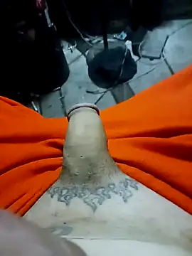 2Hot2gether69 online show from 5, 3, 2025