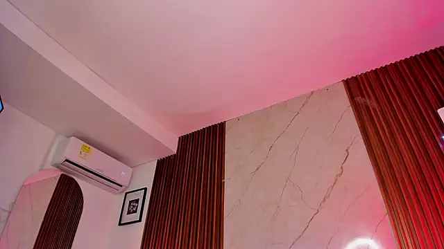 Emiilycollins online show from 7, 12, 2024