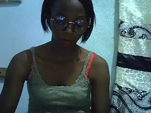 ElianeHot online show from 17, 2, 2025