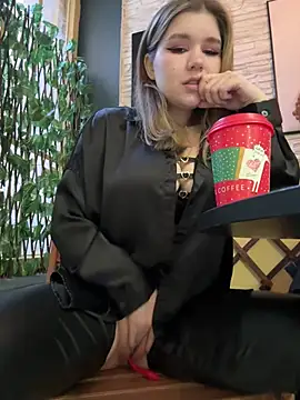 PumaShyXD online show from 12, 1, 2025