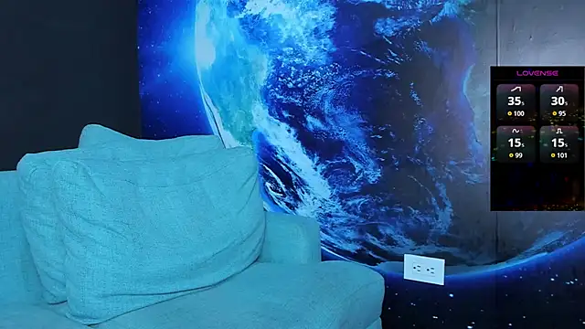 delessandro world online show from 9, 9, 2025