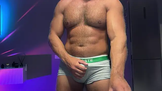 Snapshot of KarlosRichi chatting on 13, 10, 2025 KarlosRichi online show from 13, 10, 2025