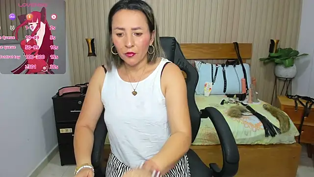 luciana ballesteros  online show from 11, 2, 2025