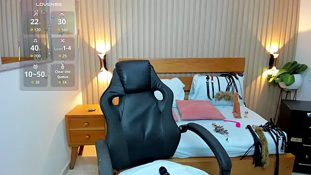 luciana ballesteros  online show from 31, 3, 2026