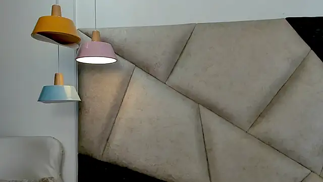 FaloonRoussel online show from 18, 2, 2026