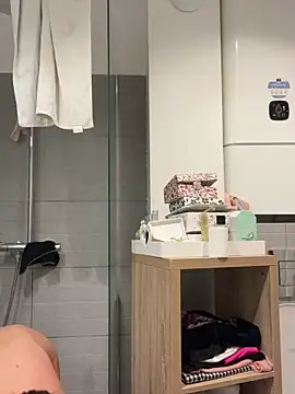 lyajoliee online show from 6, 2, 2026