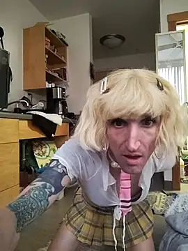 Snapshot of BirdmanJR11th chatting on 10, 11, 2025 BirdmanJR11th online show from 10, 11, 2025