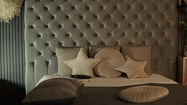 AmelyNoir online show from 27, 2, 2025