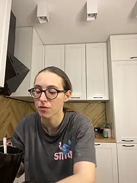 MartiniiSelenna online show from 4, 12, 2025