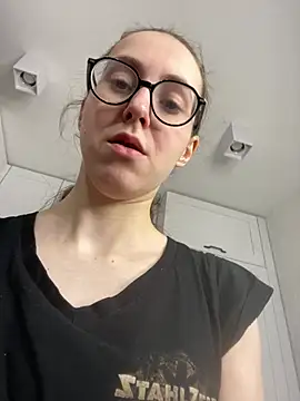 MartiniiSelenna online show from 2, 3, 2026