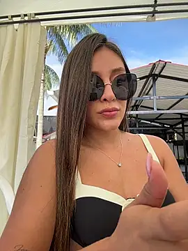 Rose-euphoria online show from 2, 10, 2025