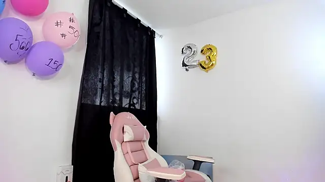 lovely kitt online show from 10, 2, 2025