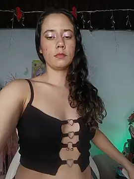 Snapshot of lovely_kitt chatting on 20, 7, 2026 lovely kitt online show from 20, 7, 2026