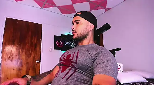 Sebas-hott online show from 13, 12, 2024