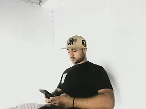 Sebas-hott online show from 3, 10, 2025