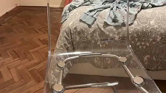 Snapshot of Kimpossible__ chatting on 4, 10, 2025 Kimpossible online show from 4, 10, 2025