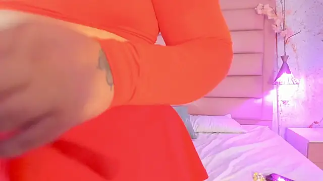 sabrinamilani online show from 16, 12, 2025