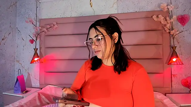 sabrinamilani online show from 6, 3, 2026