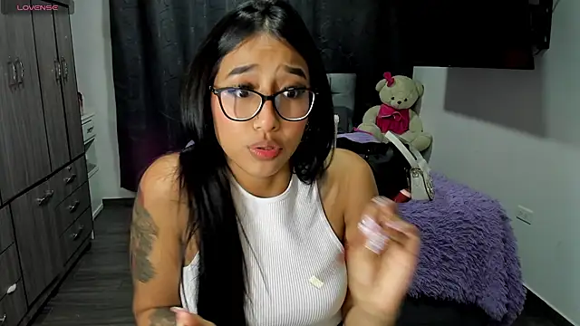 Snapshot of isa_bellaa0 chatting on 12, 1, 2025 isa bellaa0 online show from 12, 1, 2025